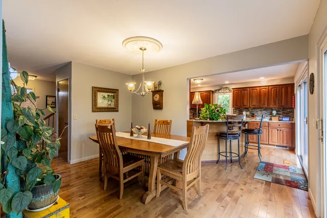 $425,000 | 2555 Ridgefield Road, Princeton, IL 61356