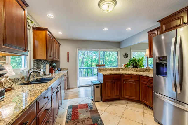 $425,000 | 2555 Ridgefield Road, Princeton, IL 61356