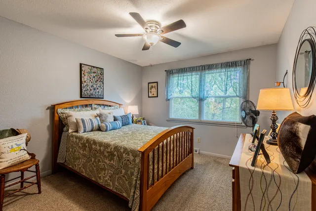 $425,000 | 2555 Ridgefield Road, Princeton, IL 61356