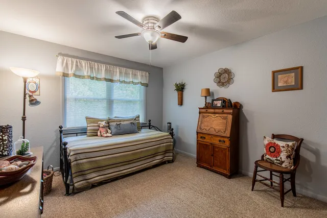 $425,000 | 2555 Ridgefield Road, Princeton, IL 61356