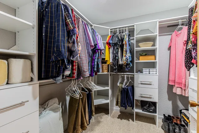 $425,000 | 2555 Ridgefield Road, Princeton, IL 61356