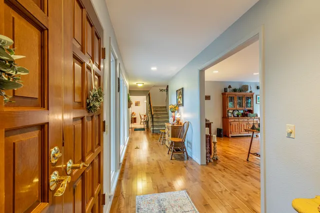 $425,000 | 2555 Ridgefield Road, Princeton, IL 61356