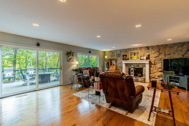 $425,000 | 2555 Ridgefield Road, Princeton, IL 61356