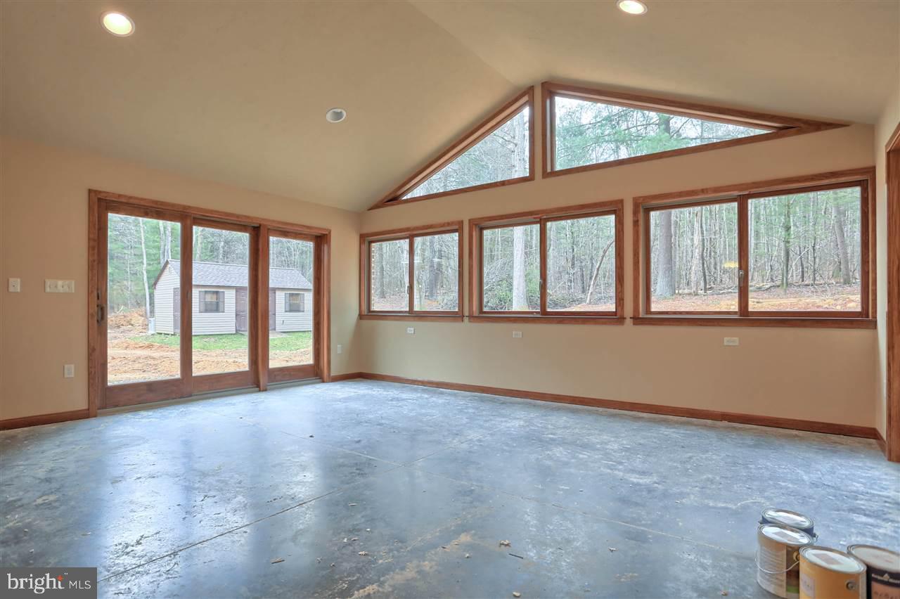 434 Pine Grove Road Gardners, PA 17324 - Photo 2 of 25 Gallery Image 2