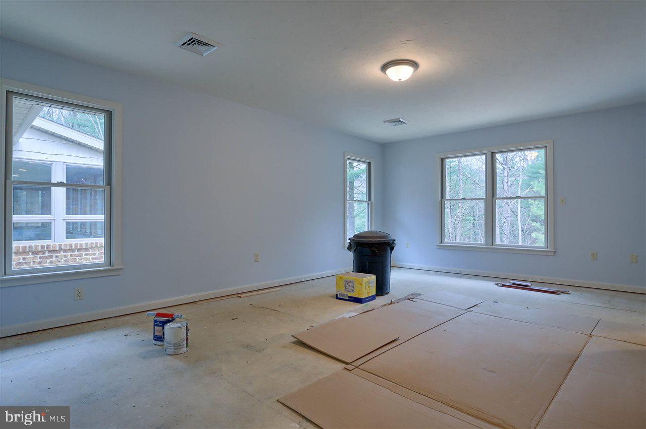 434 Pine Grove Road Gardners, PA 17324 - Photo 10 of 25 Gallery Image 10