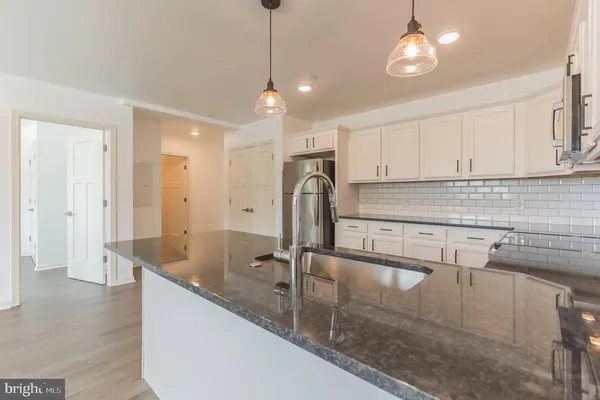 $1,595 | 6778 Ridge Avenue, Unit 302, Philadelphia, PA 19128