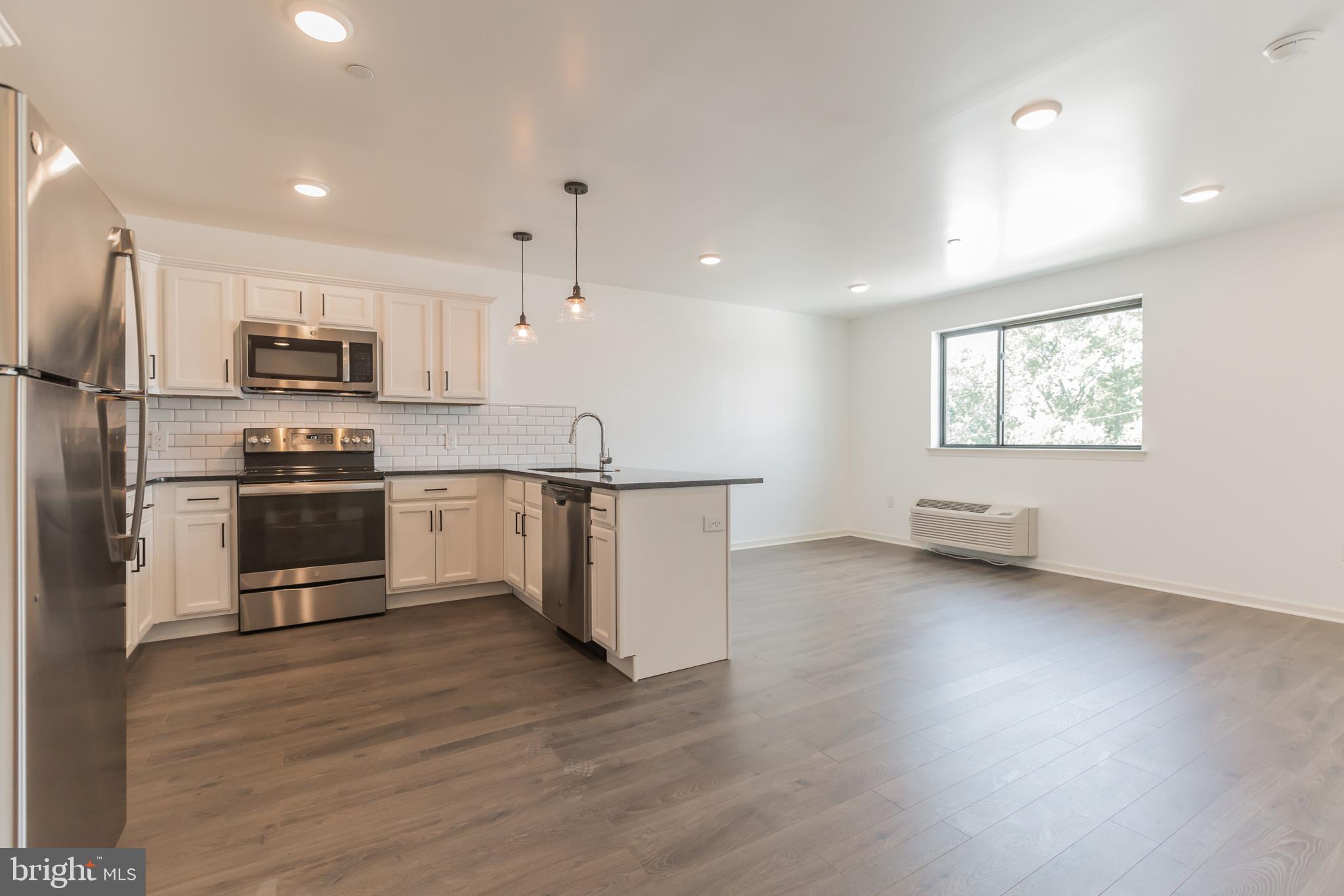 6778 Ridge Avenue, Unit 302 Philadelphia, PA 19128 - Photo 2 of 13