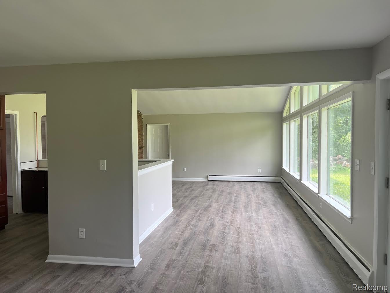 12000 Inkster Road Romulus, MI 48174 - Photo 3 of 22 0.jpg