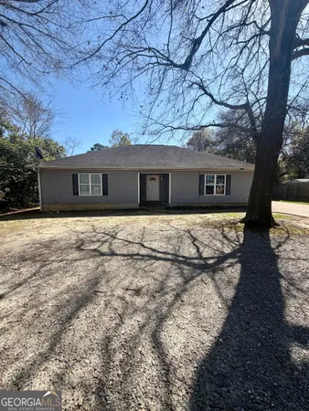 $700 | 806 East Church Street, Fort Valley, GA 31030