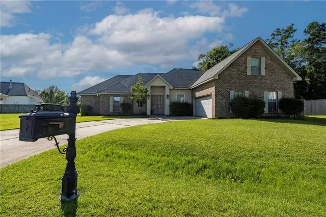 $275,000 | 39729 Savannah Court, Ponchatoula, LA 70454