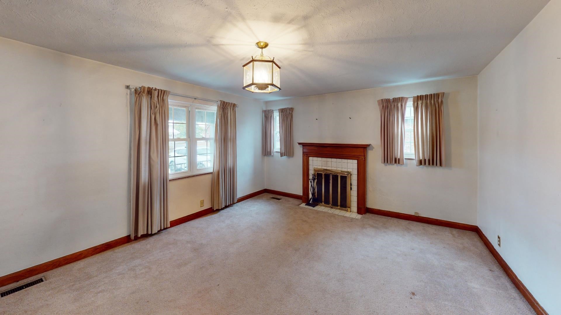 3707 Auburn Road Huntington, WV 25704 - Photo 5 of 23 Gallery Image 5