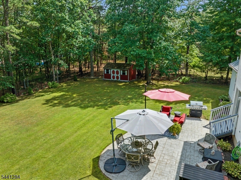 6 Drift Road Freehold, NJ 07728 - Photo 2 of 26