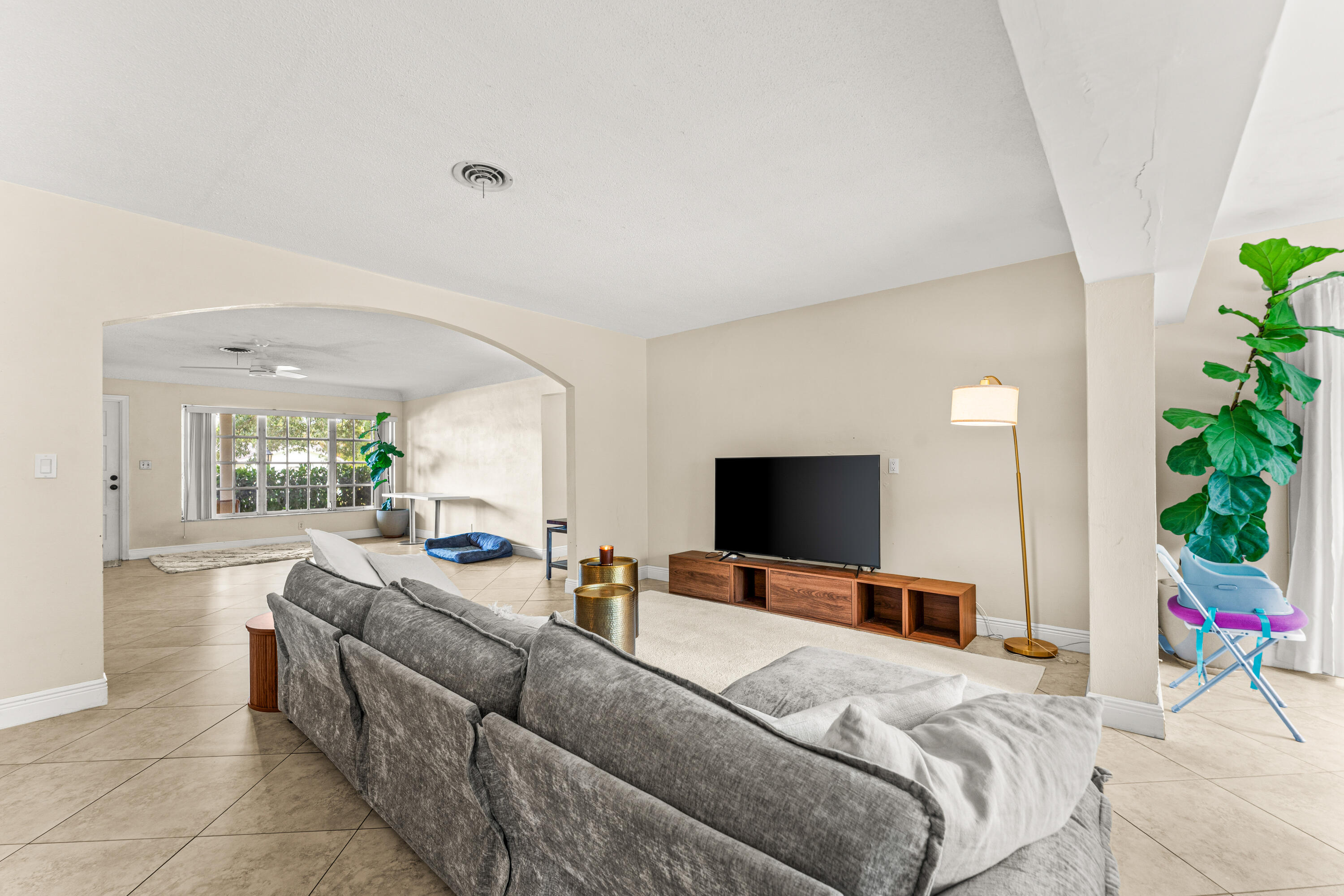 1270 Southwest 8th Street Boca Raton, FL 33486 - Photo 8 of 27 009-1270Southwest8thStreet-BocaRaton-FL-