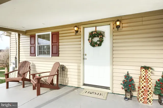 $265,000 | 860 Bon-Ox Road, Gettysburg, PA 17325