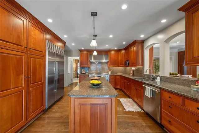 $1,499,000 | 2501 West 64th Street, Mission Hills, KS 66208