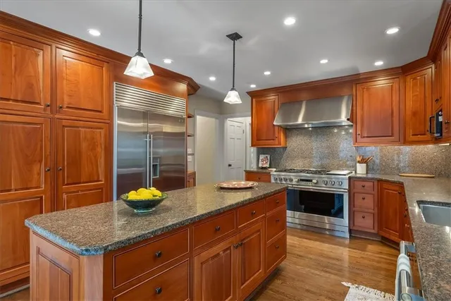 $1,499,000 | 2501 West 64th Street, Mission Hills, KS 66208