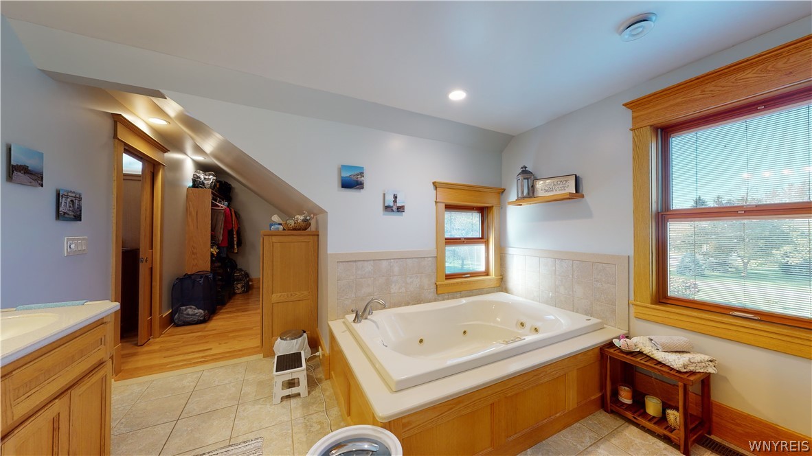 5035 Salt Road Clarence, NY 14031 - Photo 20 of 40