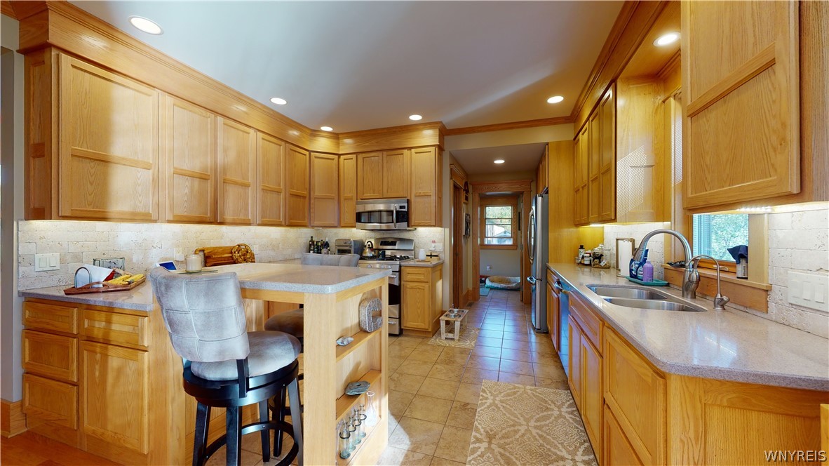 5035 Salt Road Clarence, NY 14031 - Photo 8 of 40