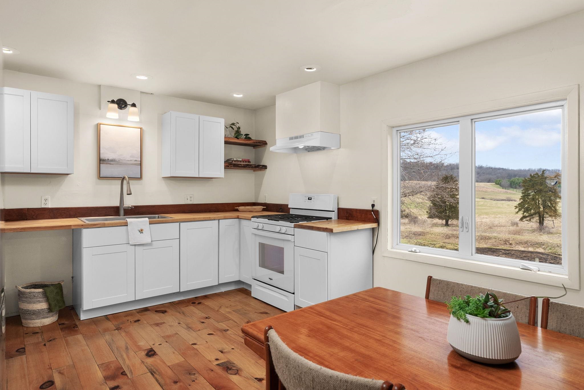 3850 County Road Dodgeville, WI 53533 - Photo 14 of 64