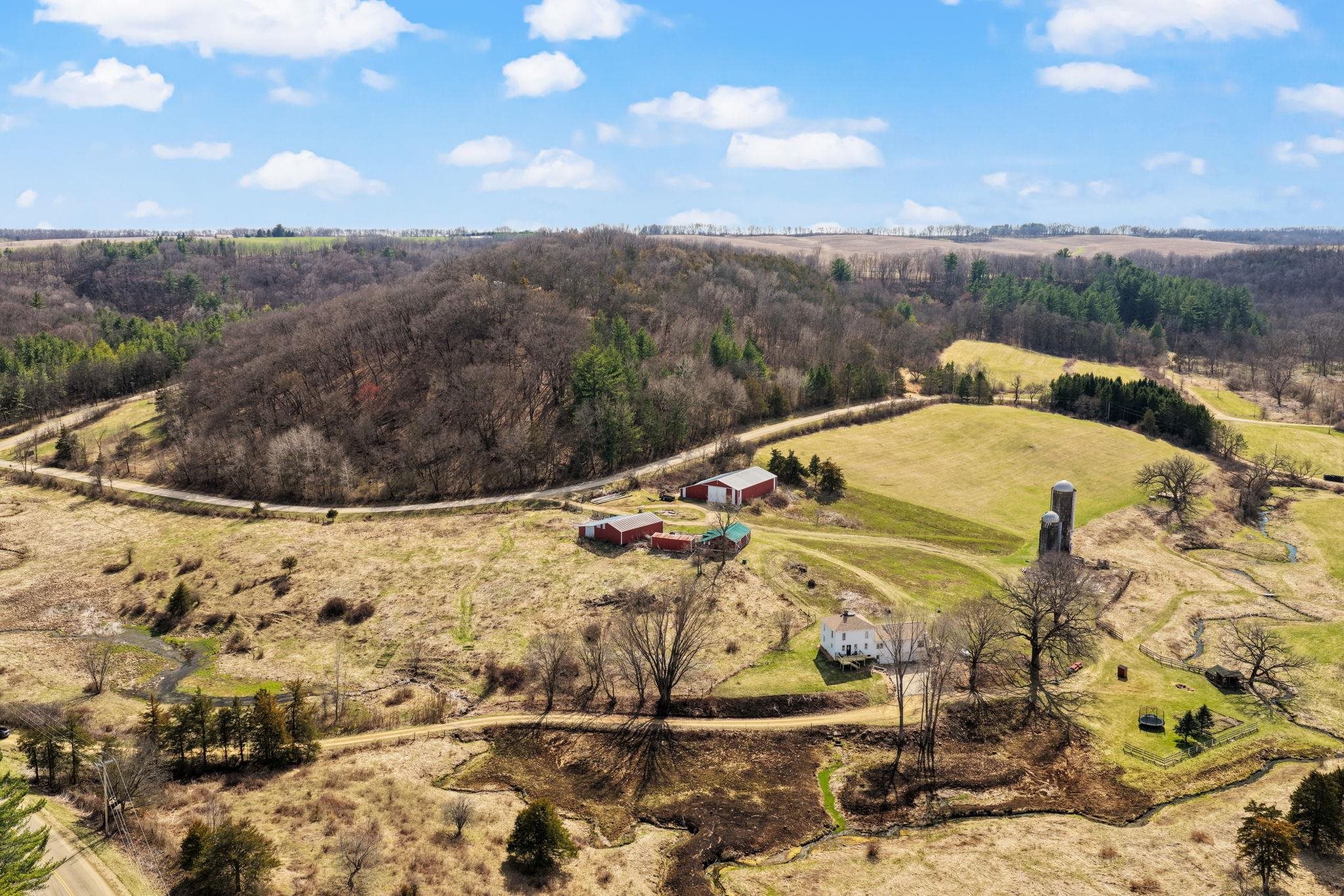 3850 County Road Dodgeville, WI 53533 - Photo 3 of 64