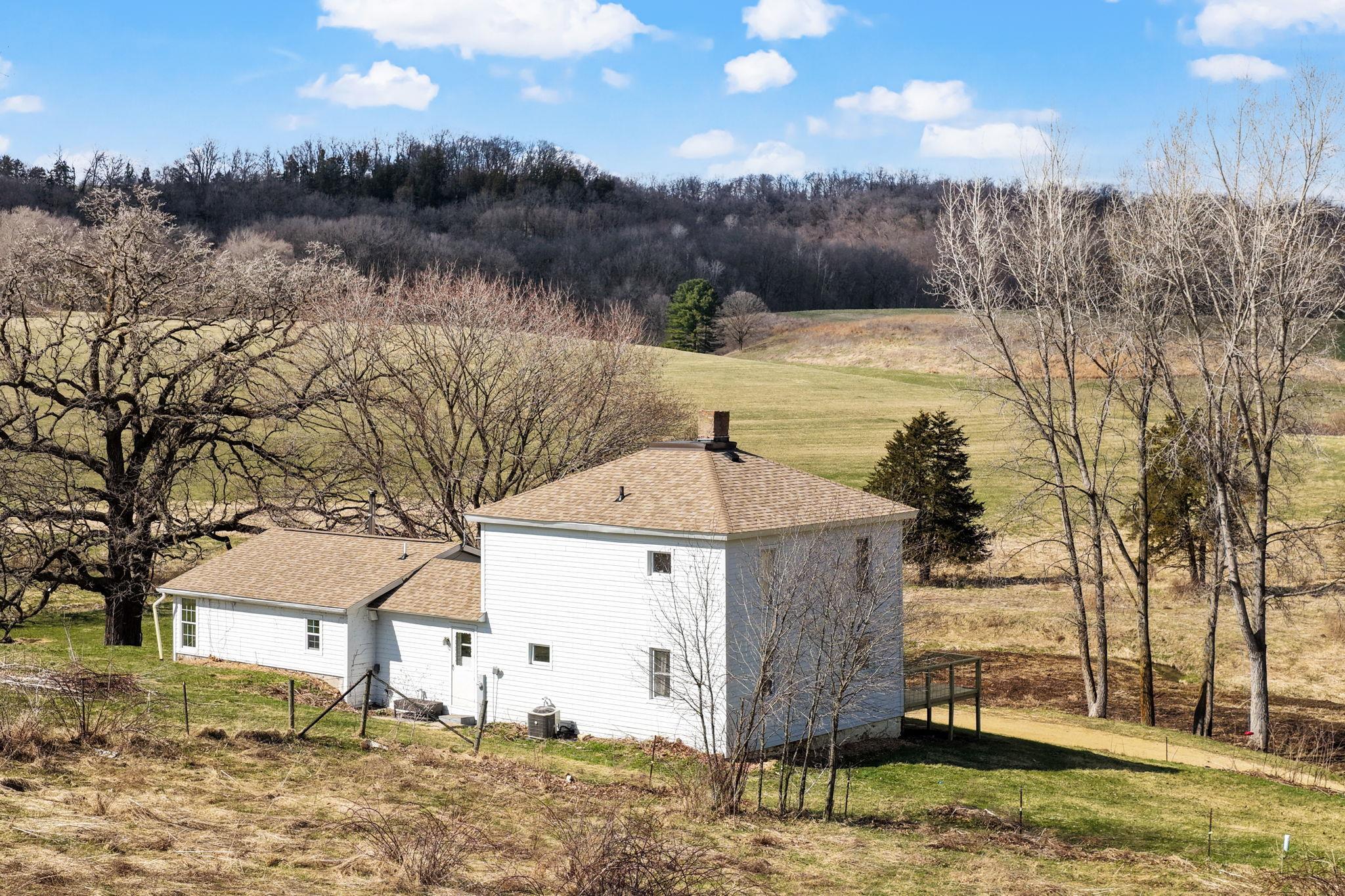 3850 County Road Dodgeville, WI 53533 - Photo 39 of 64