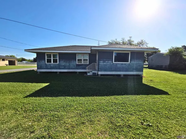 $130,000 | 120 East 102nd Street, Cut Off, LA 70345