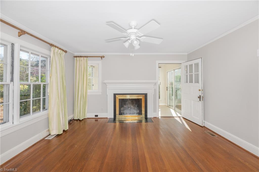 713 Dover Road Greensboro, NC 27408 - Photo 12 of 46 Gallery Image 12