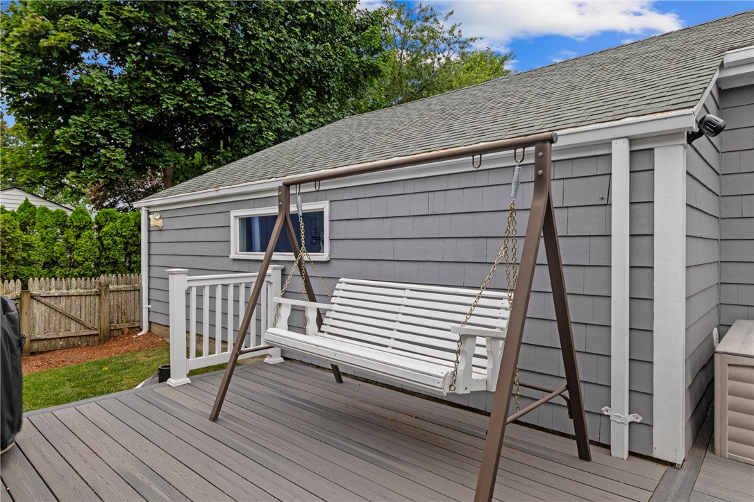 2 Redwood Court Warren, RI 02885 - Photo 31 of 36