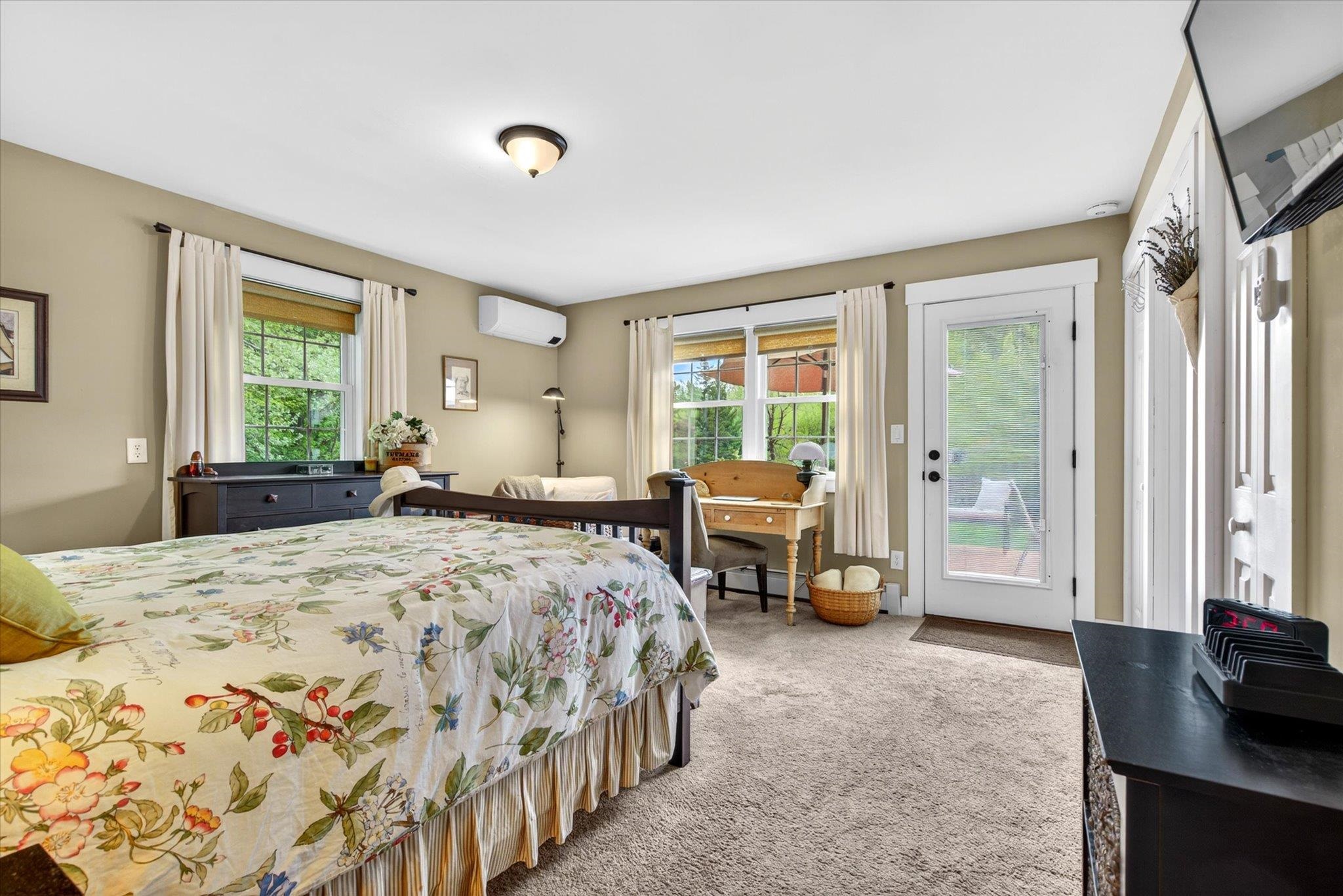 489 Tarbellville Road Mount Holly, VT 05730 - Photo 25 of 60