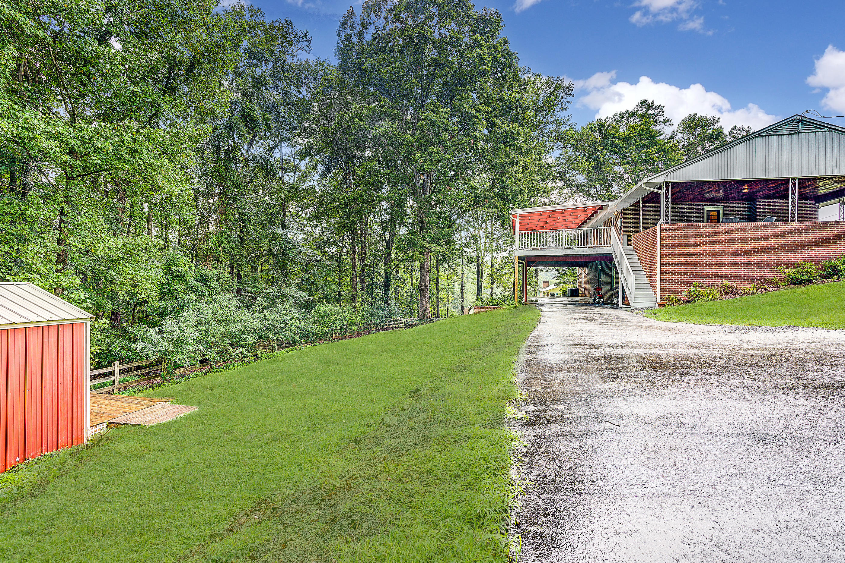 229 Sunrise Road Rocky Mount, VA 24151 - Photo 31 of 35 312