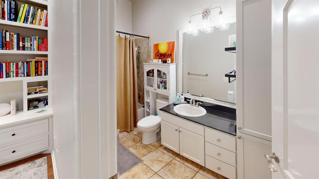 330 Austin Avenue, Unit 303 Waco, TX 76701 - Photo 9 of 14