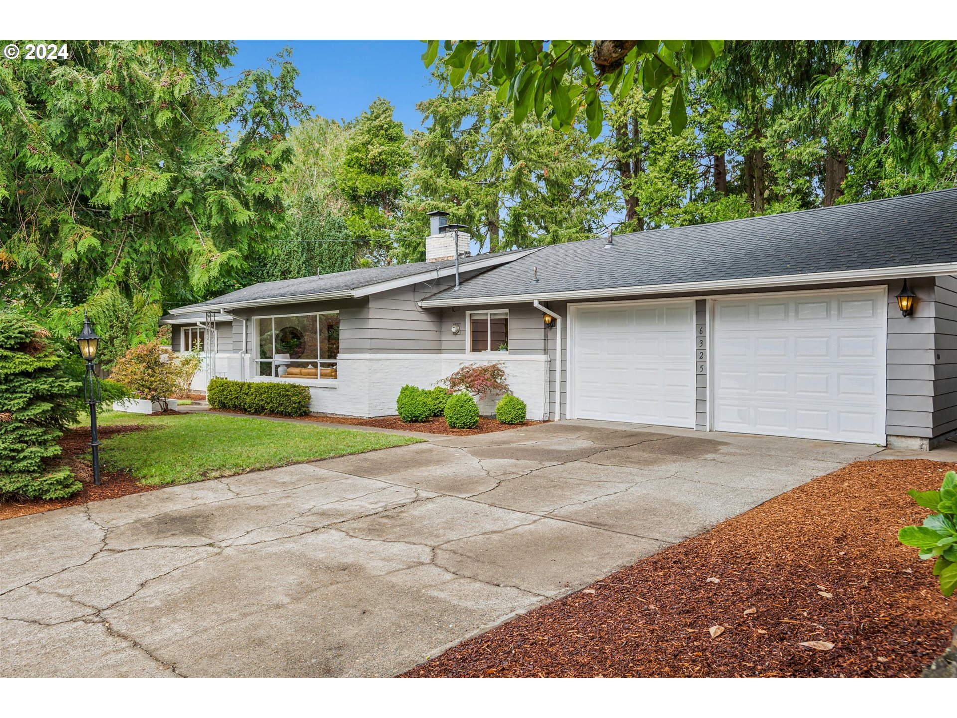 6325 Southwest Alfred Street Portland, OR 97219 - Photo 1 of 39 Gallery Image 1
