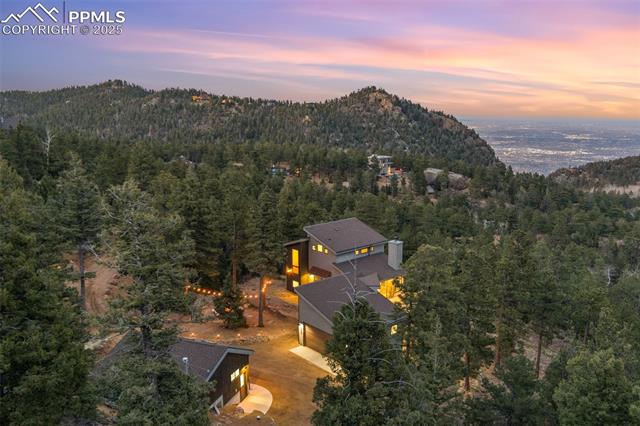 5995 Waterfall Road Manitou Springs, CO 80829 - Photo 9 of 13 Gallery Image 9