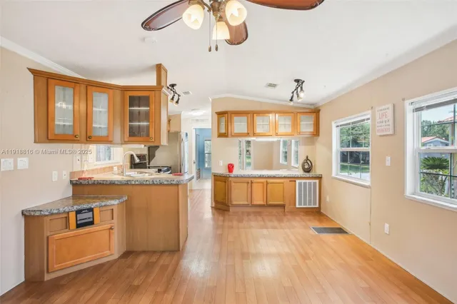 $1,600 | 6621 La Mesa Road, Land O Lakes, FL 34637