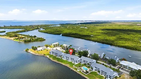 $275,000 | 818 Bahia Del Sol Drive, Unit 28, Ruskin, FL 33570