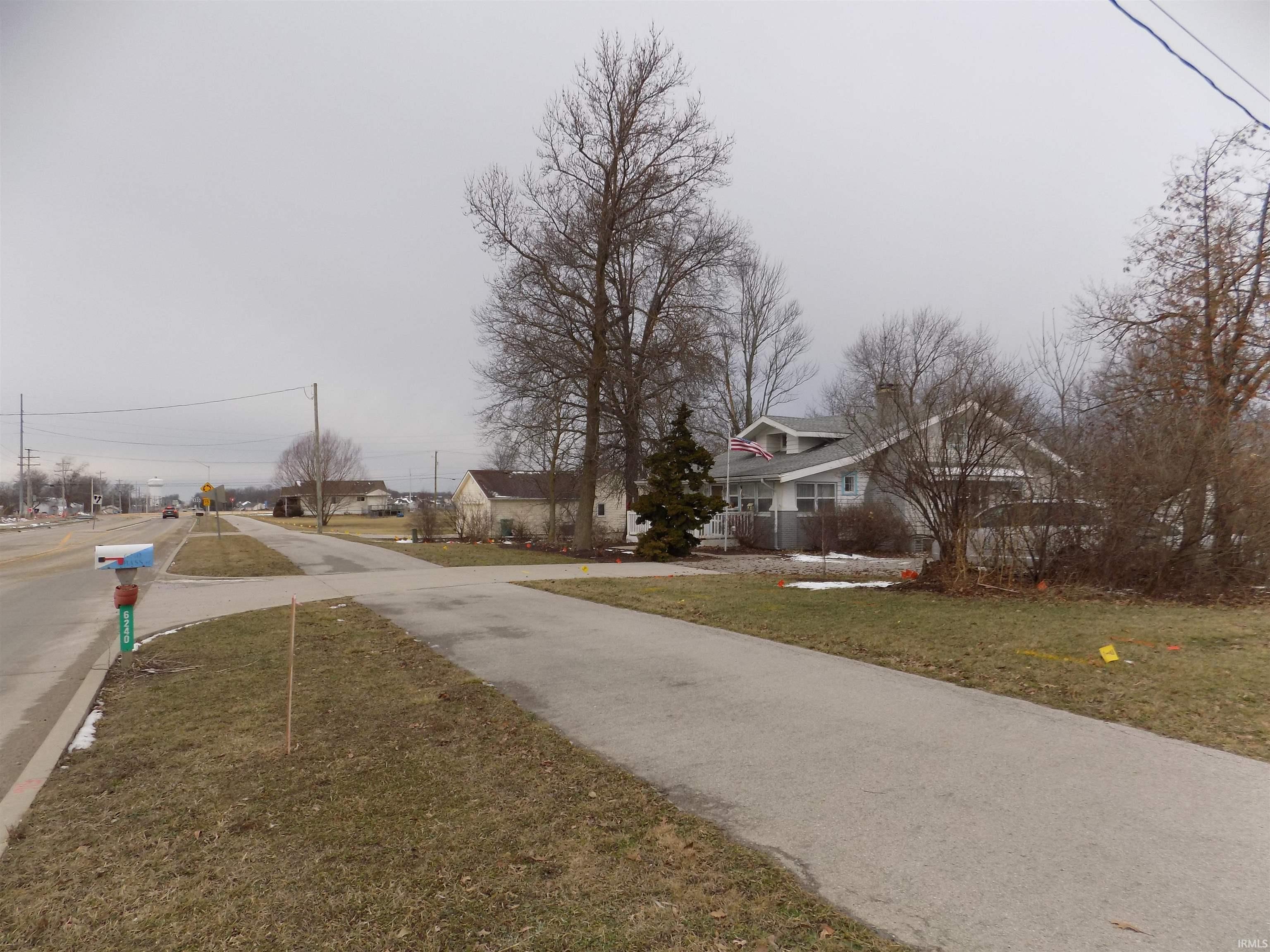 6240 Bass Road Fort Wayne, IN 46818 - Photo 9 of 27