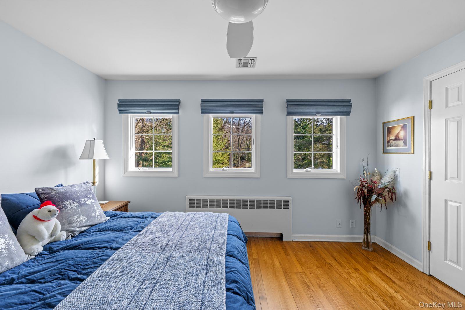 137 Cove Road Huntington, NY 11743 - Photo 12 of 26