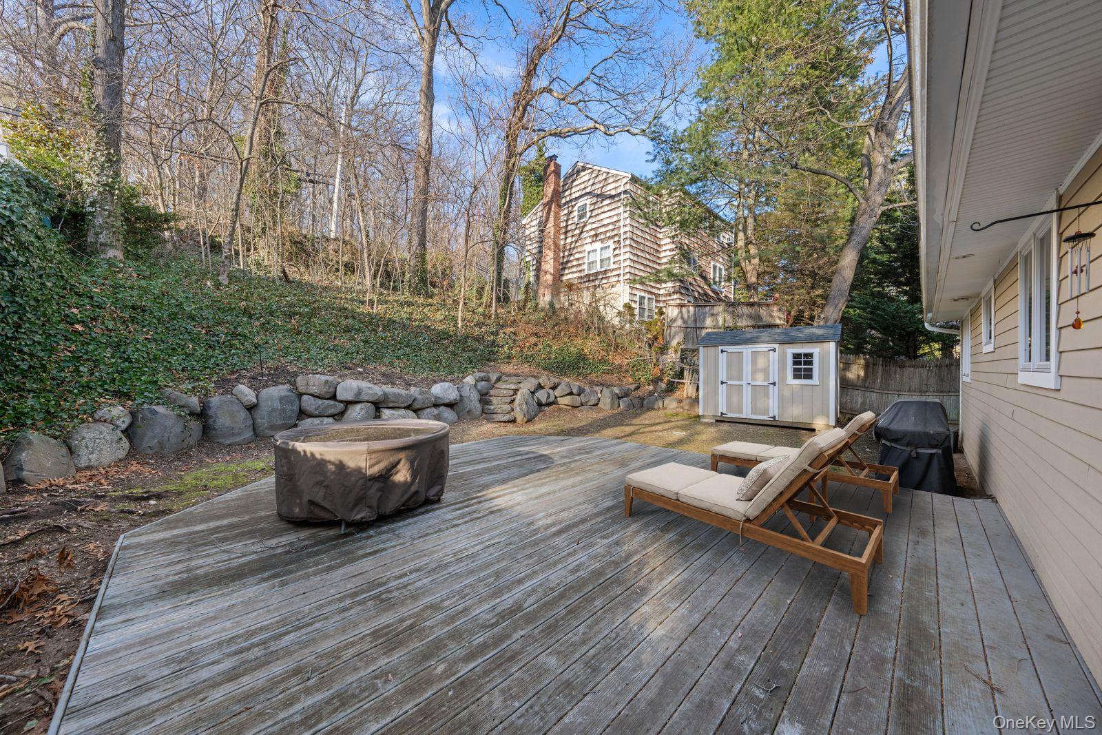 137 Cove Road Huntington, NY 11743 - Photo 19 of 26