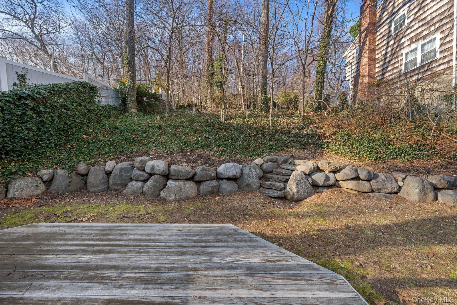 137 Cove Road Huntington, NY 11743 - Photo 20 of 26