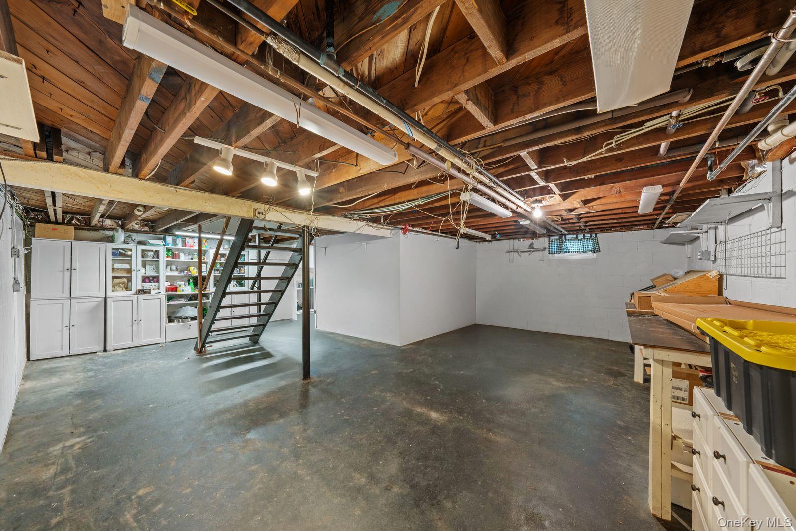 137 Cove Road Huntington, NY 11743 - Photo 22 of 26