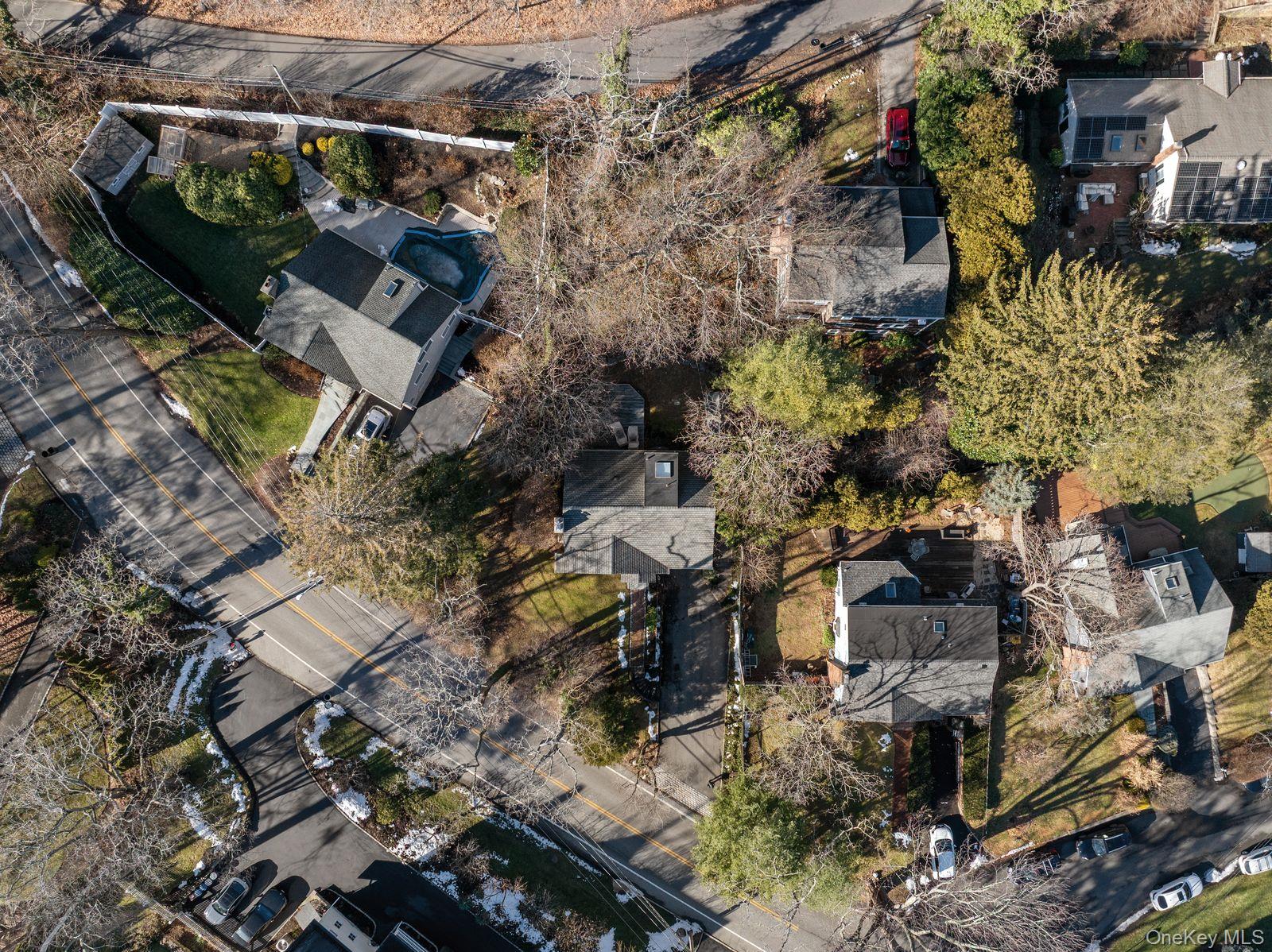 137 Cove Road Huntington, NY 11743 - Photo 25 of 26