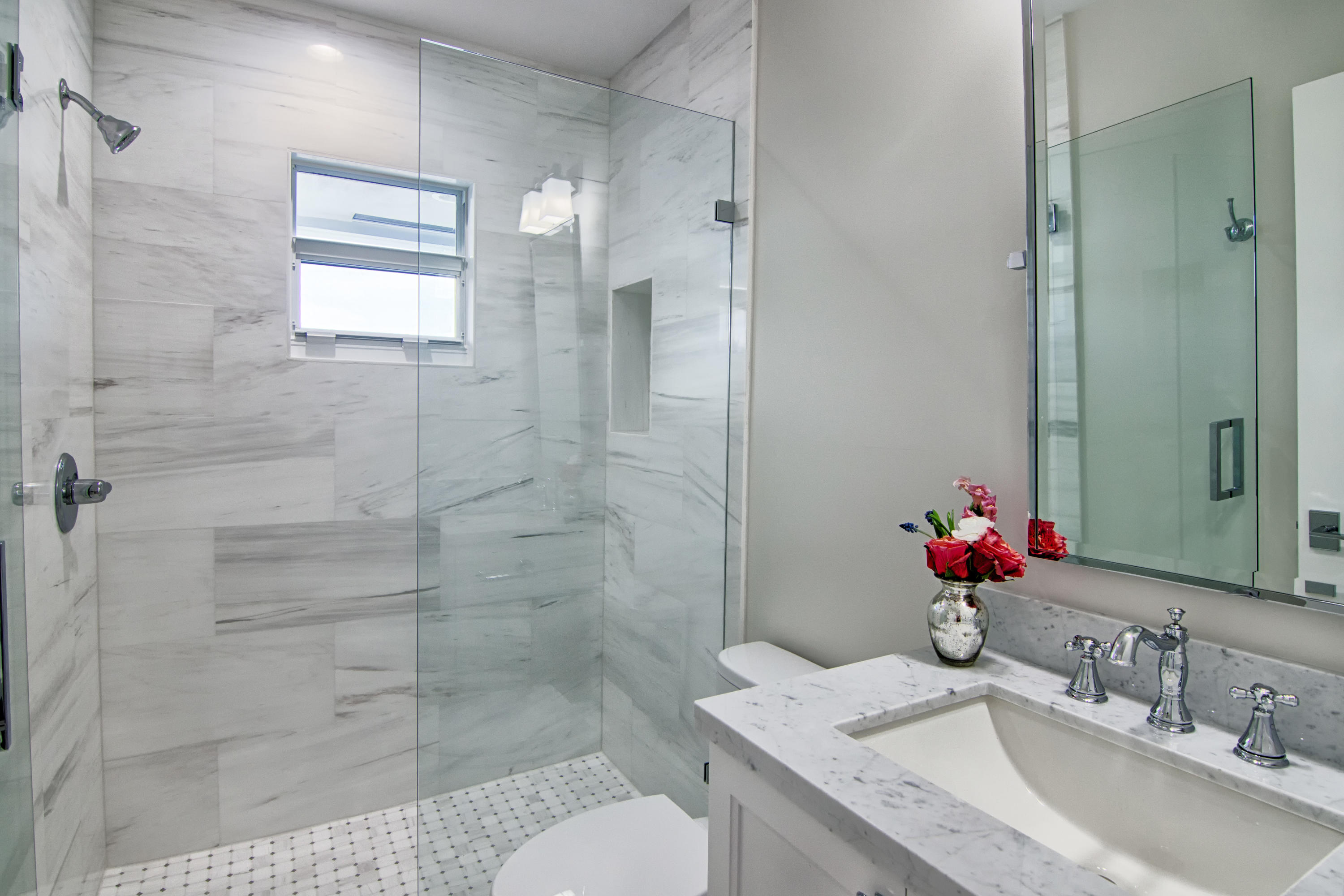 1231 Gulfstream Way Riviera Beach, FL 33404 - Photo 23 of 32 Bedroom 3 Bath
