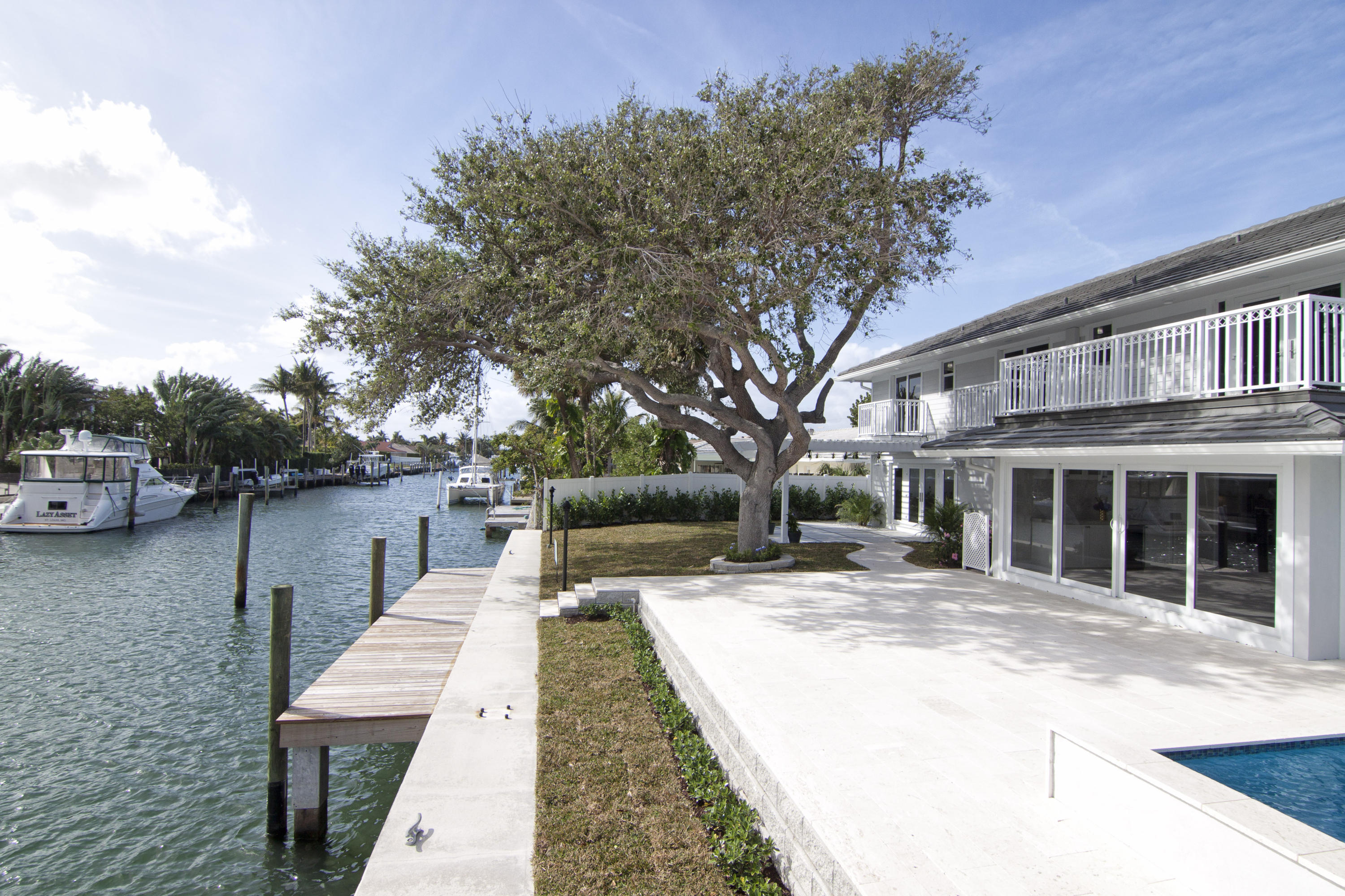 1231 Gulfstream Way Riviera Beach, FL 33404 - Photo 28 of 32 Dock