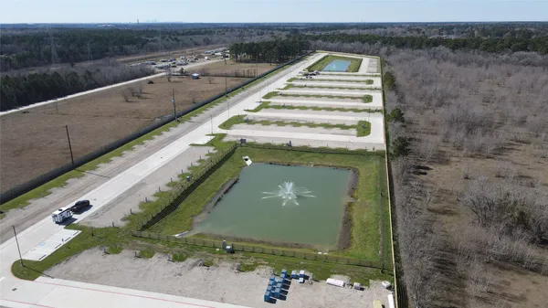 $940 | 242 Ulrich Lane, Crosby, TX 77532