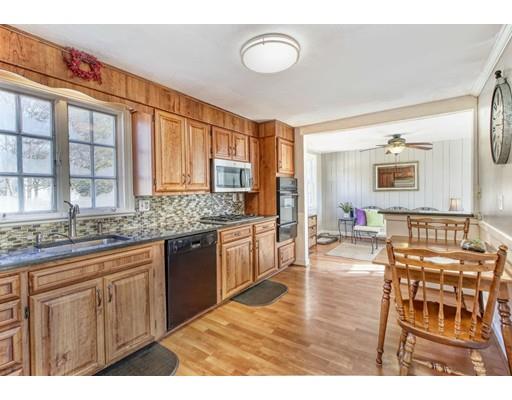 55 Spellman Road Westwood, MA 02090 - Photo 8 of 28 Gallery Image 8