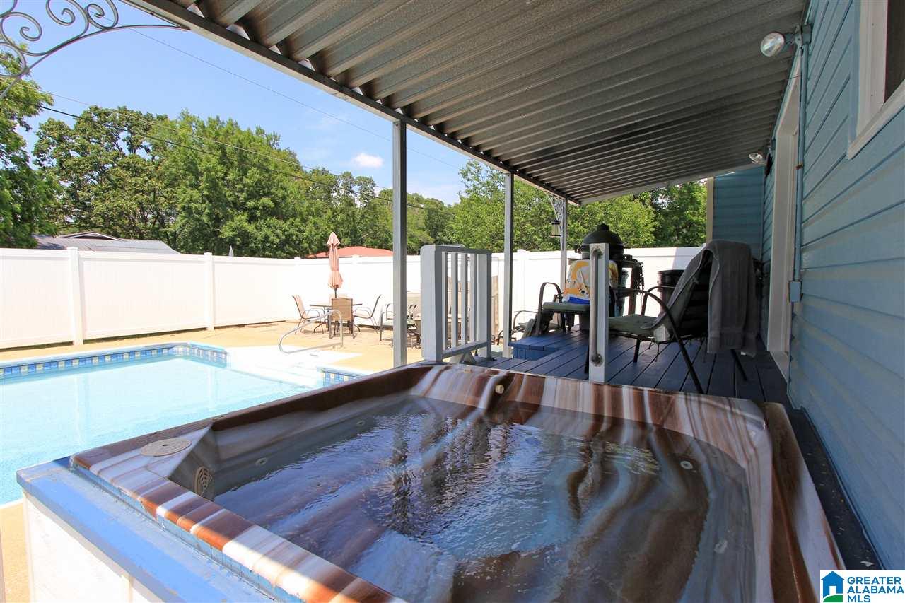 1133 Rhodes Street Anniston, AL 36206 - Photo 5 of 50