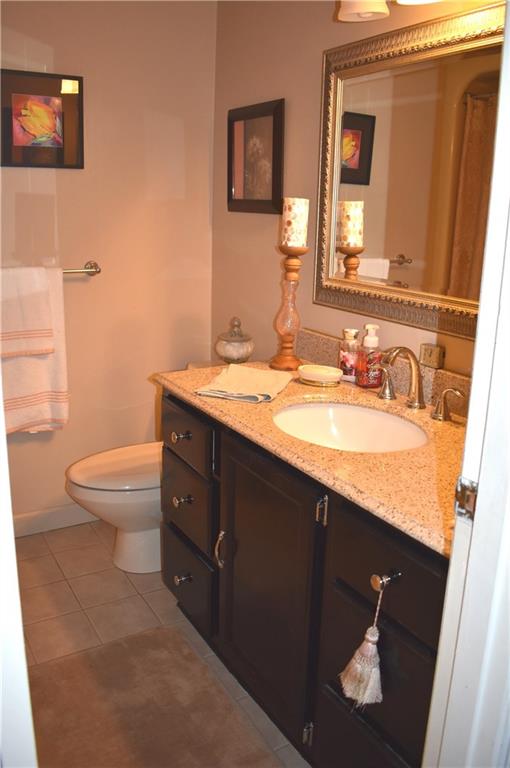 190 Becker Road Butler, PA 16002 - Photo 15 of 24 Upper level bathroom with tub and shower