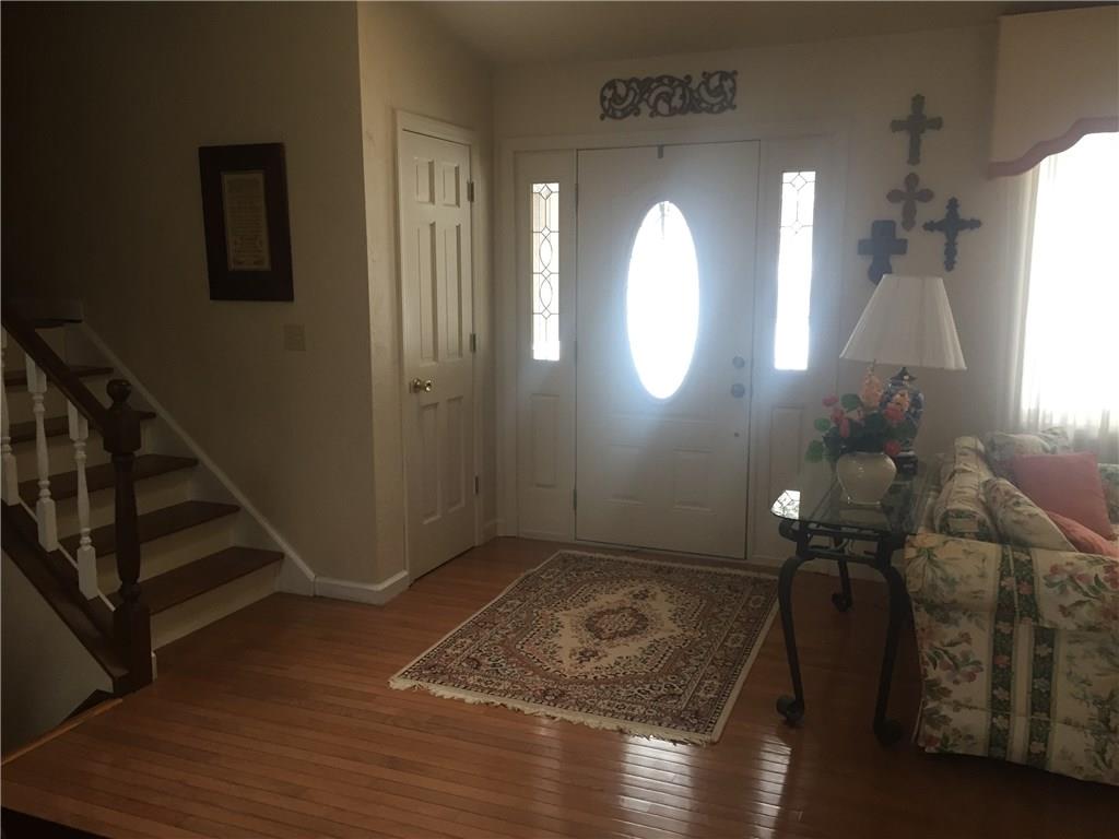 190 Becker Road Butler, PA 16002 - Photo 3 of 24