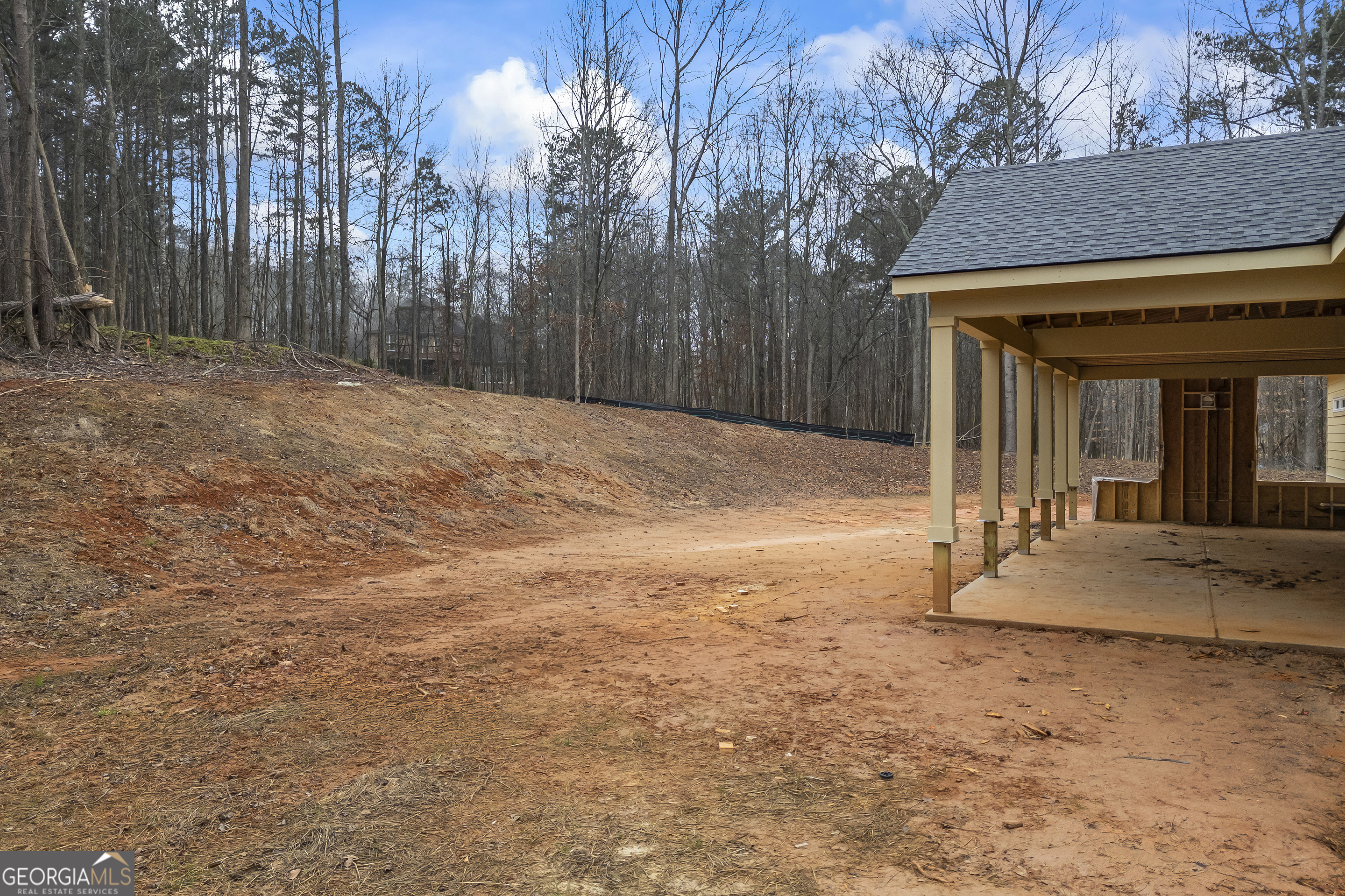 205 Chariot Court Jefferson, GA 30549 - Photo 11 of 23 a backyard of a house