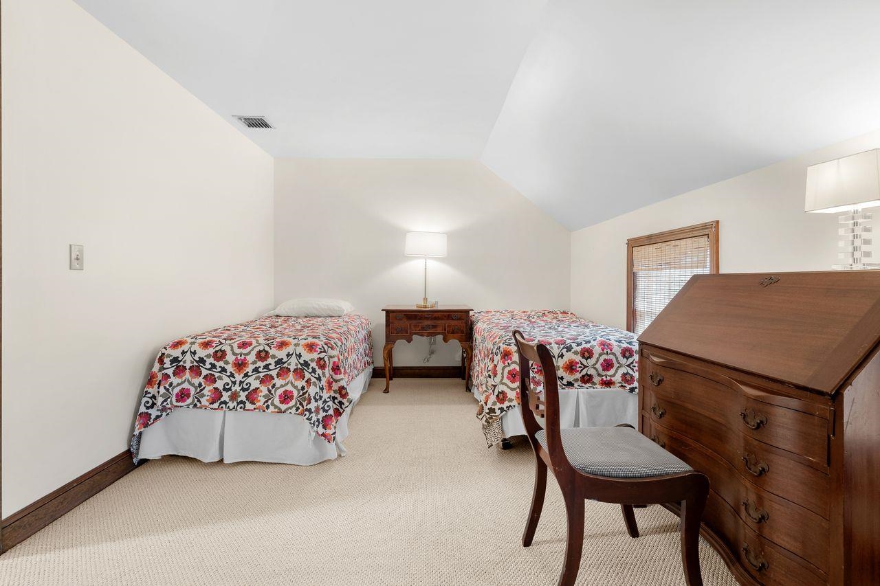 8 Veterans Road, Unit 5 Amherst, NH 03031 - Photo 22 of 35